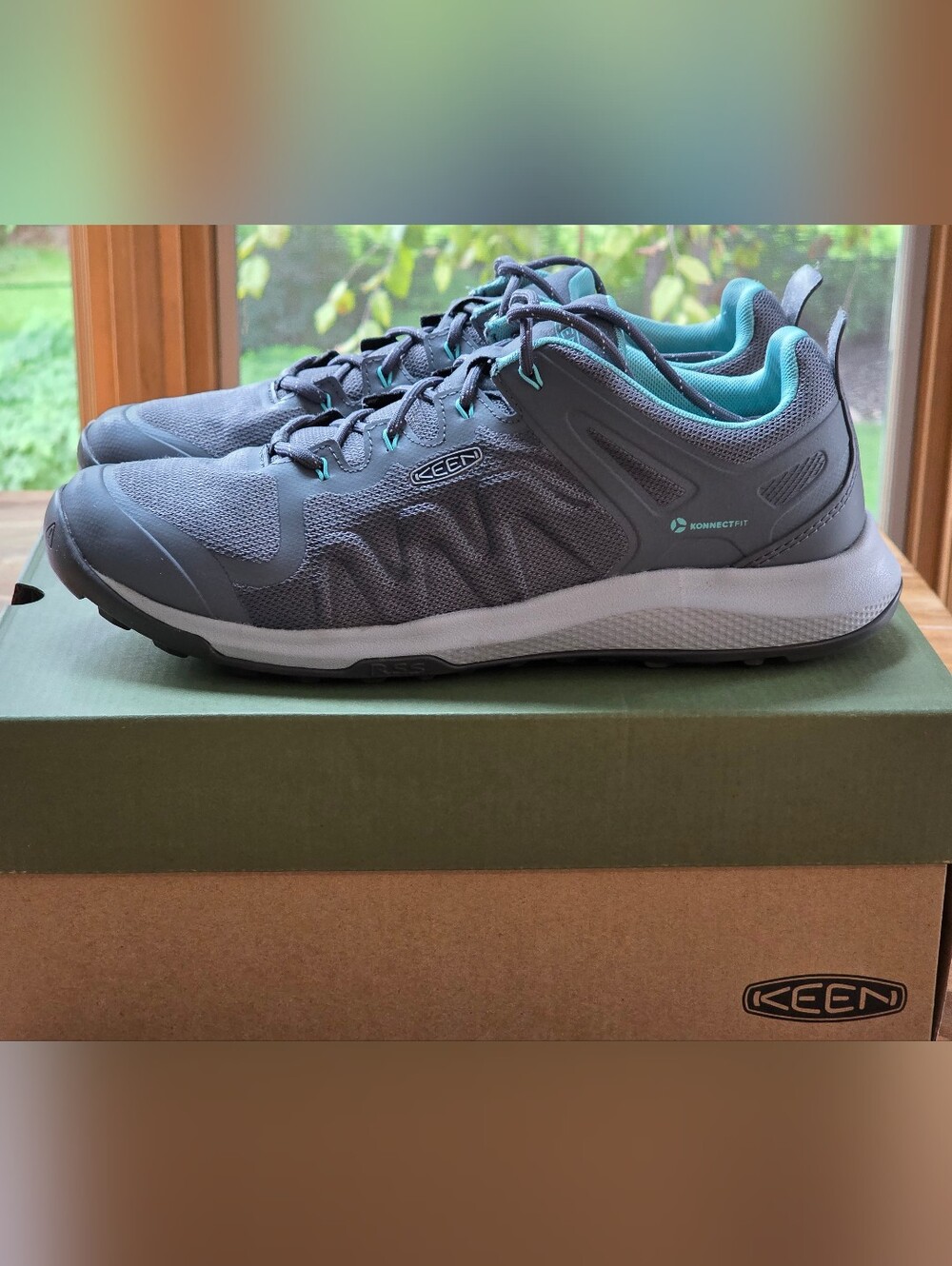 KEEN Women's Explore Vent Hiking Shoes in the Steel Grey/Holiday-Size 10.5